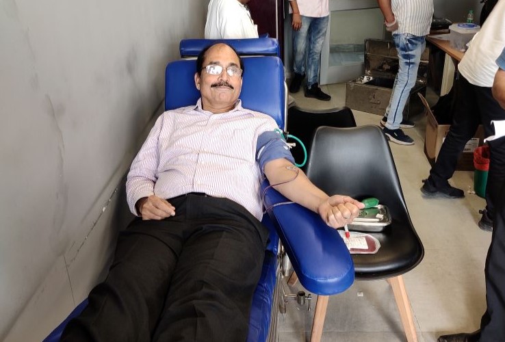 Blood donation drive at Nehru Place office – September 2022 - UPLOAD